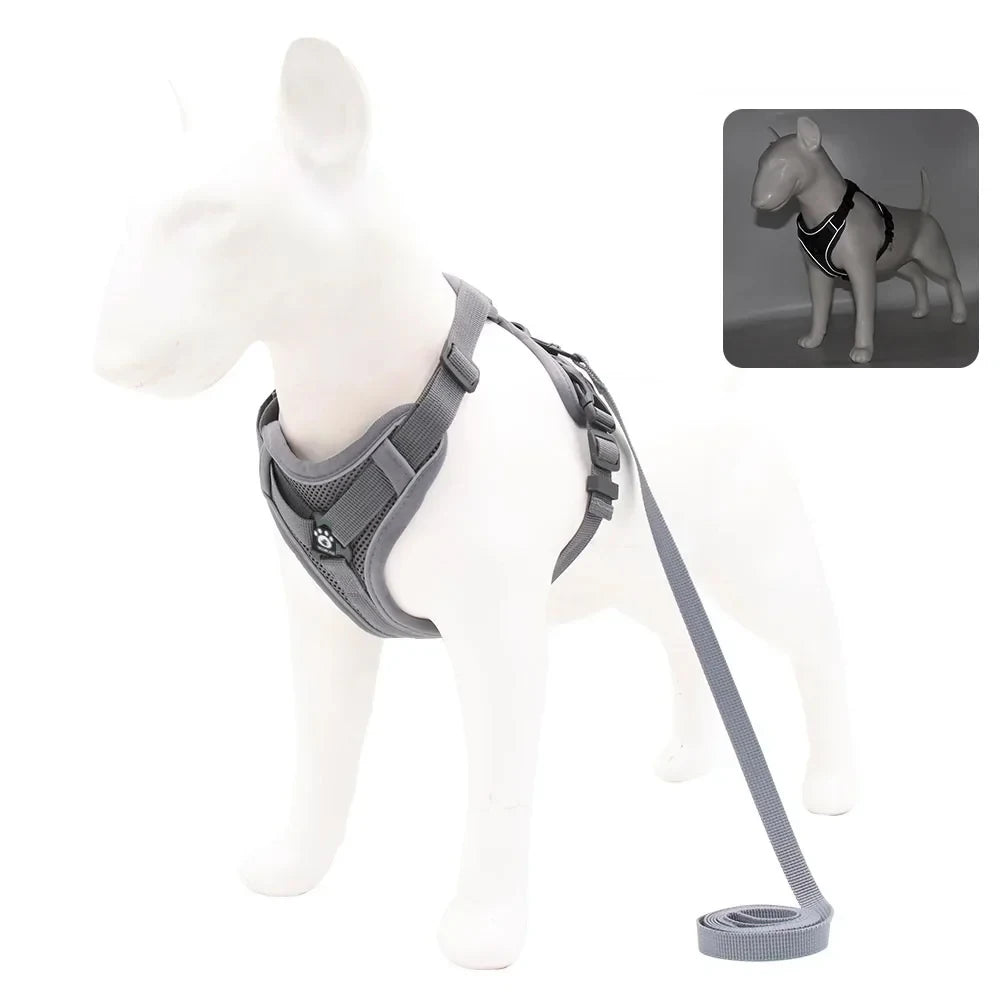 Dog Harness with 1.5M Traction Leash Set No Pull Dog Vest Strap Adjustable Reflective Breathable Harness for Dogs Puppy and Cats